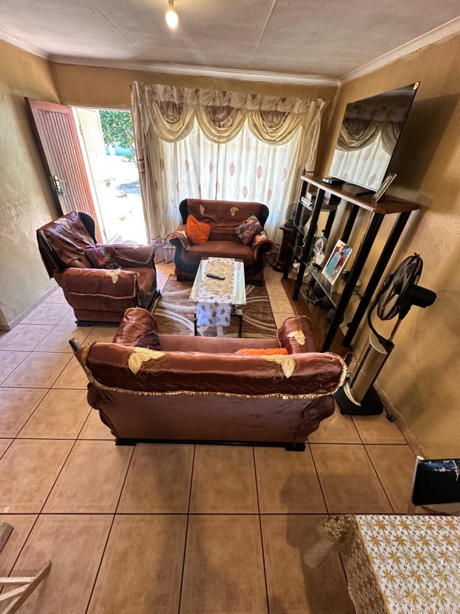 3 Bedroom Property for Sale in Ezibeleni Eastern Cape